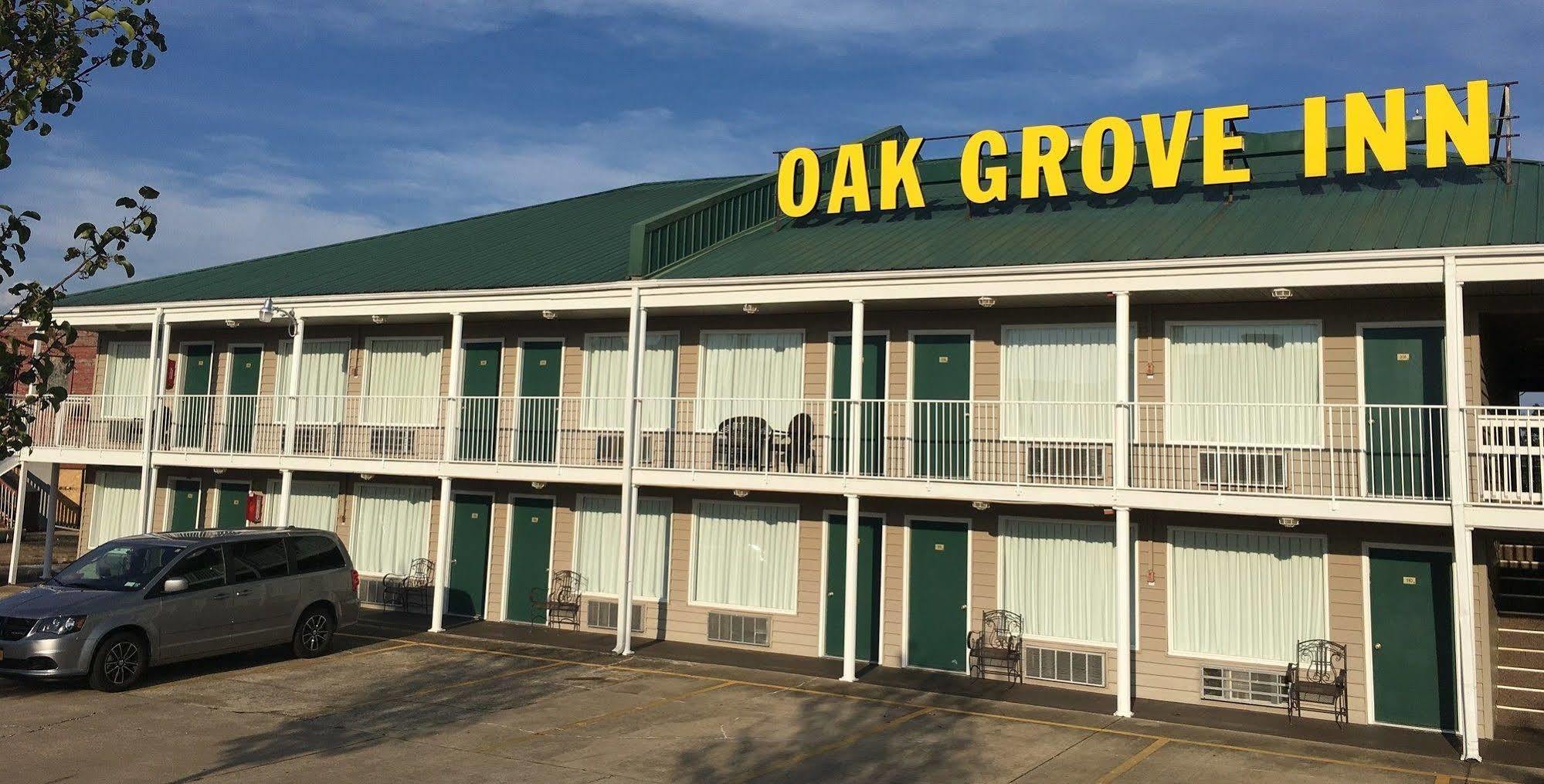 Oak Grove Inn Branson Exterior photo